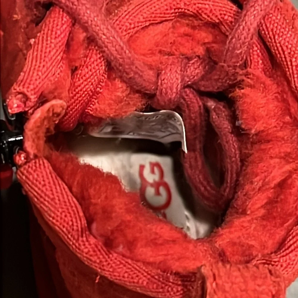 UGG Kids Neumel II Red Suede Lace Up Ankle Boots Size 9 Toddler